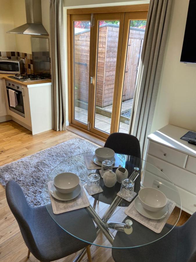 Hotel The Ashton Gate Mews à Bristol Extérieur photo