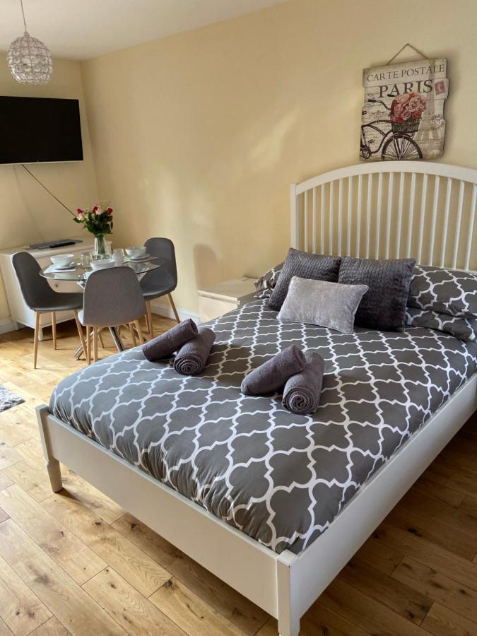 Hotel The Ashton Gate Mews à Bristol Extérieur photo